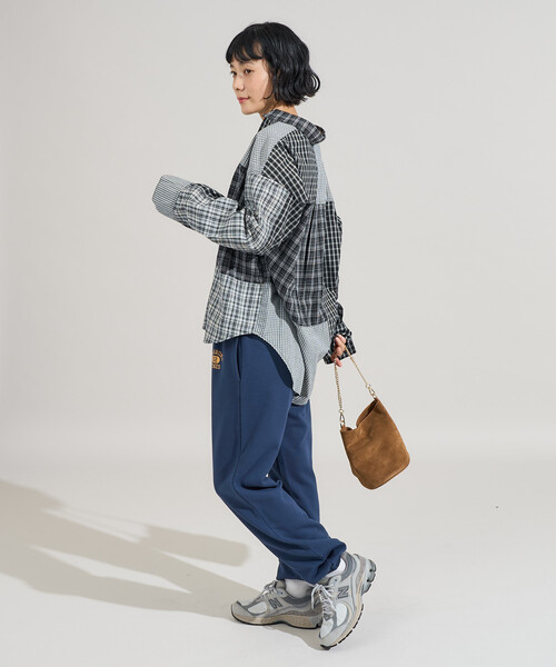 FREAK'S STORE(フリークスストア)の「限定展開 ロゴ スウェットパンツ(スウェットパンツ・レディース・ネイビー/ライトグレー/ブラック・フリ-)」の15枚目の写真