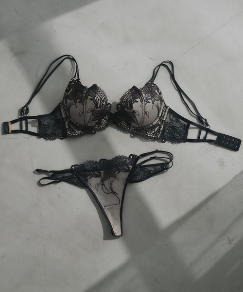 セール】グリマーリリー シャープメイク ブラ（F～Gカップ