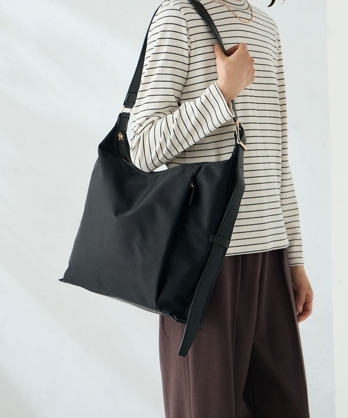 a.v.v（アーヴェヴェ）の「ナイロンショルダー（ショルダーバッグ・レディース・グレー系その他/アイボリー/ブラック・38）」の14枚目の写真