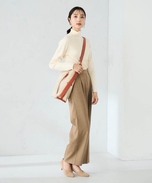 a.v.v（アーヴェヴェ）の「ナイロンショルダー（ショルダーバッグ・レディース・グレー系その他/アイボリー/ブラック・38）」の21枚目の写真