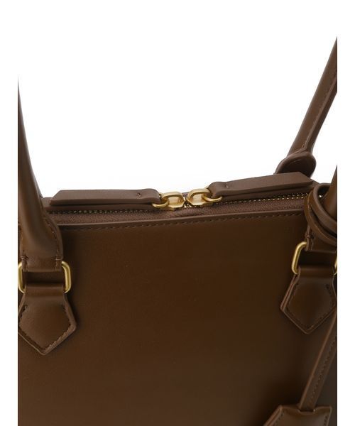 Mila Owen（ミラオーウェン）の「ボストンショルダーバッグ（ショルダーバッグ・レディース・レッド/ブラウン/アイボリー/ブラック・F）」の10枚目の写真