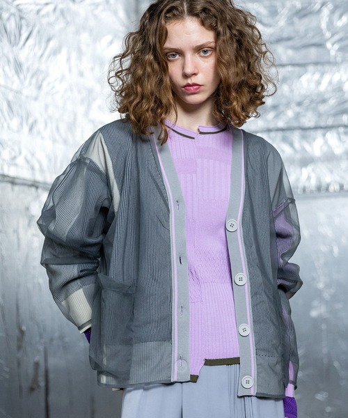 AULA AILA(アウラアイラ)の「チュールレイヤードカラーブロックカーディガン(カーディガン/ボレロ・レディース・グレー/ブラック/グリーン・0)」の3枚目の写真