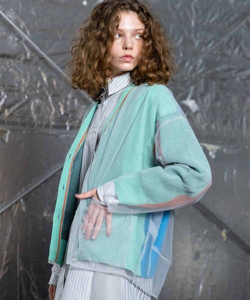 AULA AILA(アウラアイラ)の「チュールレイヤードカラーブロックカーディガン(カーディガン/ボレロ・レディース・グレー/ブラック/グリーン・0)」の5枚目の写真