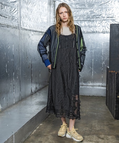 AULA AILA(アウラアイラ)の「チュールレイヤードカラーブロックカーディガン(カーディガン/ボレロ・レディース・グレー/ブラック/グリーン・0)」の13枚目の写真