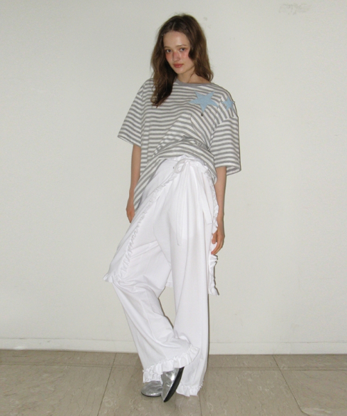RONRON(ロンロン)の「RUFFLE WRAPOVER PANTS WHITE(その他パンツ・レディース・その他・FREE)」の2枚目の写真