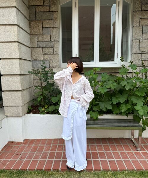 RONRON(ロンロン)の「RUFFLE WRAPOVER PANTS WHITE(その他パンツ・レディース・その他・FREE)」の6枚目の写真