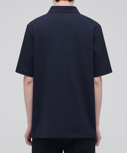MUSINSA STANDARD(ムシンサスタンダード)の「スリットネックピケポロシャツ【ネイビー】(ポロシャツ・メンズ・その他・SMALL/MEDIUM/LARGE/X-LARGE/XX-LARGE/XXX-LARGE)」の2枚目の写真