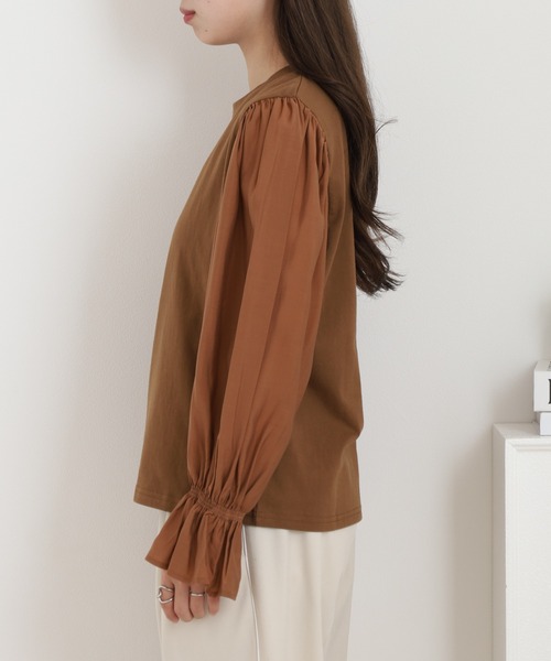 OMNES（オムネス）の「布帛切り替えキャンディースリーブ長袖Tシャツ（Tシャツ/カットソー・レディース・キャメル・FREE）」の7枚目の写真