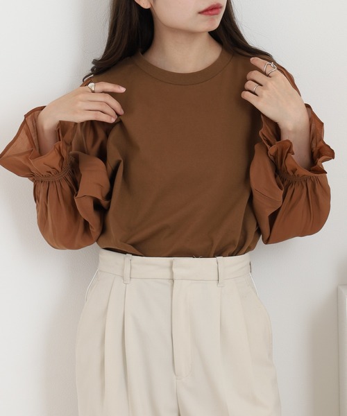 OMNES（オムネス）の「布帛切り替えキャンディースリーブ長袖Tシャツ（Tシャツ/カットソー・レディース・キャメル・FREE）」の3枚目の写真