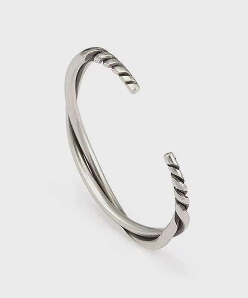VIBGYOR（ヴィブジョー）の「シルバーツイストブレスレット/バングル/メンズ(T3)（バングル/リストバンド・メンズ・シルバー・FREE）」の4枚目の写真