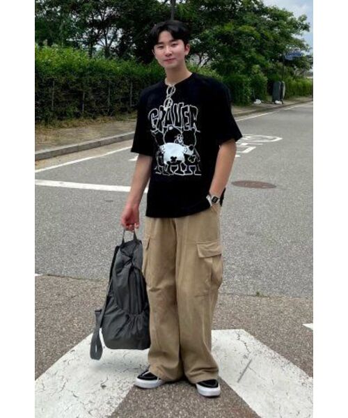 GRAVER（グレーバー）の「[ユニセックス]3ベアコミックスロゴ半袖Tシャツ_ブラック（Tシャツ/カットソー・レディース・ブラック・X-LARGE/SMALL/MEDIUM/LARGE）」の6枚目の写真
