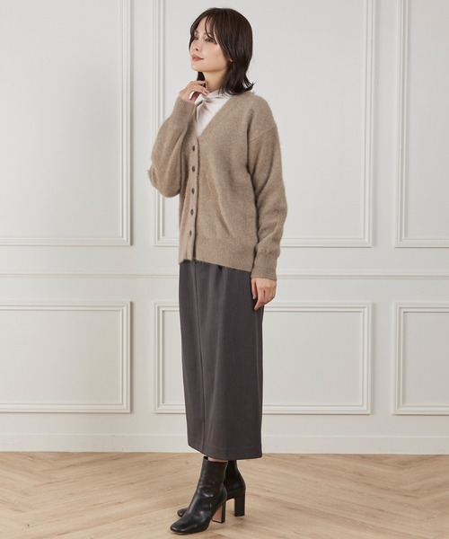 INED（イネド）の「TWサテンベルテッドスカート（スカート・レディース・ネイビー/キャメル/チャコールグレー・7号/9号/11号）」の12枚目の写真