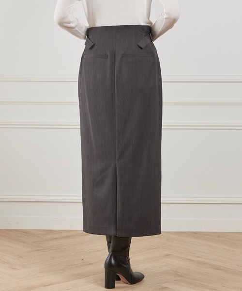 INED（イネド）の「TWサテンベルテッドスカート（スカート・レディース・ネイビー/キャメル/チャコールグレー・7号/9号/11号）」の6枚目の写真