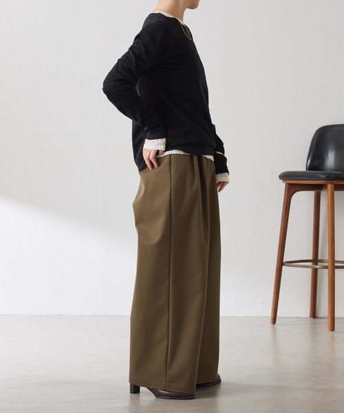 COLLAGE GALLARDAGALANTE(コラージュガリャルダガランテ)の「タックワイドチノパンツ(チノパンツ・レディース・ベージュ/カーキ・FREE)」の17枚目の写真