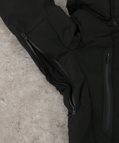 DESCENTE ALLTERRAIN(デサント オルテライン)の「【DESCENTE ALLTERRAIN/デサントオルテライン】 MIZUSAWA DOWN JACKET(ダウンジャケット/コート・レディース・ブラック・MEDIUM/LARGE)」の9枚目の写真