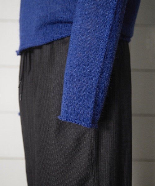 UNALLOYED（アナロイド）の「アーガイルエルボニットジップアップフード / ブルー（パーカー・メンズ・その他・MEDIUM/LARGE）」の5枚目の写真