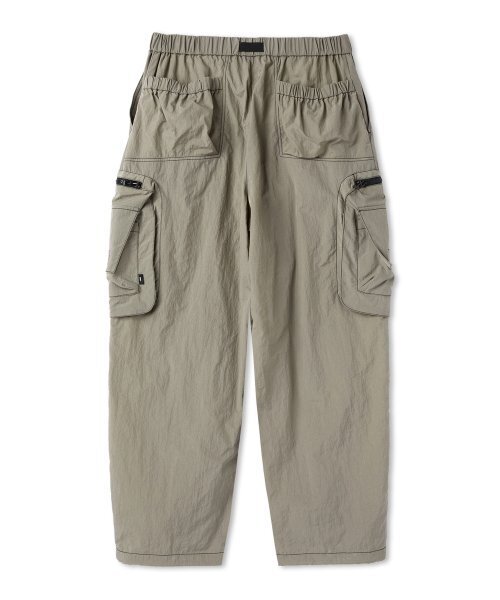 WMC（ダブリューエムシー）の「マルチポケットアクティブパンツ_BEIGE（スウェットパンツ・メンズ・ベージュ・30(M)/32(L)）」の3枚目の写真