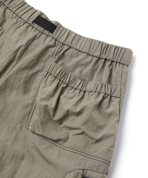 WMC（ダブリューエムシー）の「マルチポケットアクティブパンツ_BEIGE（スウェットパンツ・メンズ・ベージュ・30(M)/32(L)）」の8枚目の写真