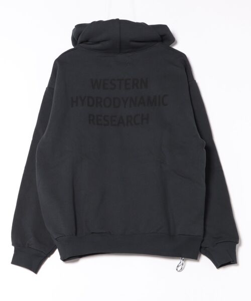 WESTERN HYDRODYNAMIC RESEARCH（ウェスタンハイドロダイナミックリサーチ）の「【Western Hydrodynamic Research/ウェスタン ハイドロダイナミック リサーチ】WORKER HOODIE　US 同色プリント　プルオーバーパーカー　バックプリント　ワンポイント　ブランドロゴ　刺繍（パーカー・メンズ・ブラック/ネイビー・LARGE/MEDIUM）」の5枚目の写真