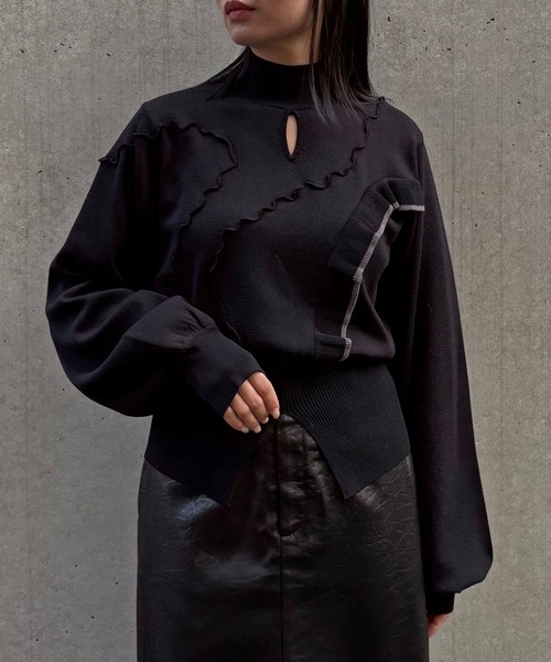 &g'aime(アンジェム)の「【&g'aime 】メロー×ラッフルMIXニット Lettuce-Edge Ruffle Mix Knit(ニット/セーター・レディース・ブラック/グレイッシュベージュ/チャコールグレー・FREE)」の11枚目の写真
