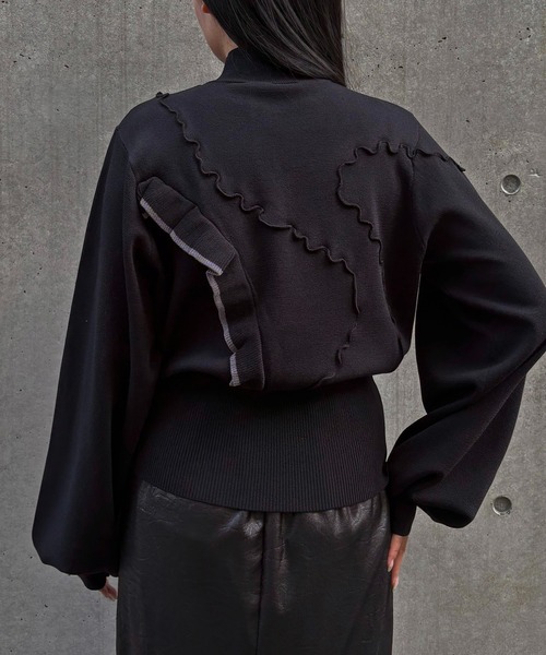 &g'aime(アンジェム)の「【&g'aime 】メロー×ラッフルMIXニット Lettuce-Edge Ruffle Mix Knit(ニット/セーター・レディース・ブラック/グレイッシュベージュ/チャコールグレー・FREE)」の15枚目の写真