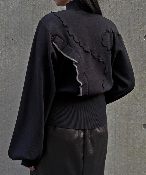 &g'aime(アンジェム)の「【&g'aime 】メロー×ラッフルMIXニット Lettuce-Edge Ruffle Mix Knit(ニット/セーター・レディース・ブラック/グレイッシュベージュ/チャコールグレー・FREE)」の16枚目の写真