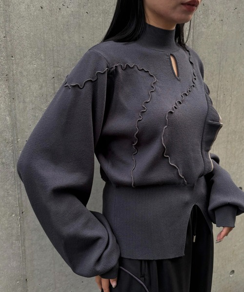 &g'aime(アンジェム)の「【&g'aime 】メロー×ラッフルMIXニット Lettuce-Edge Ruffle Mix Knit(ニット/セーター・レディース・ブラック/グレイッシュベージュ/チャコールグレー・FREE)」の21枚目の写真