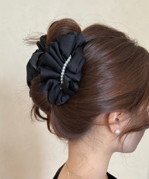 leune（ルネ）の「パール×サテンバンスヘアクリップ（バレッタ/ヘアクリップ）」