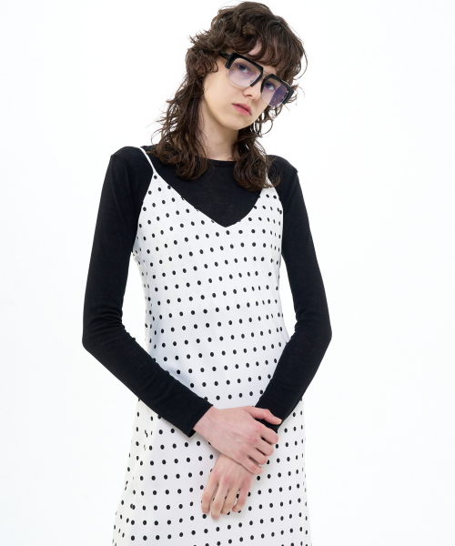 B QUIET(ビークワイエット)の「MAXI SATIN SLIP DRESS DOT_IVORY BLACK(ワンピース・レディース・その他・MEDIUM/SMALL)」の4枚目の写真