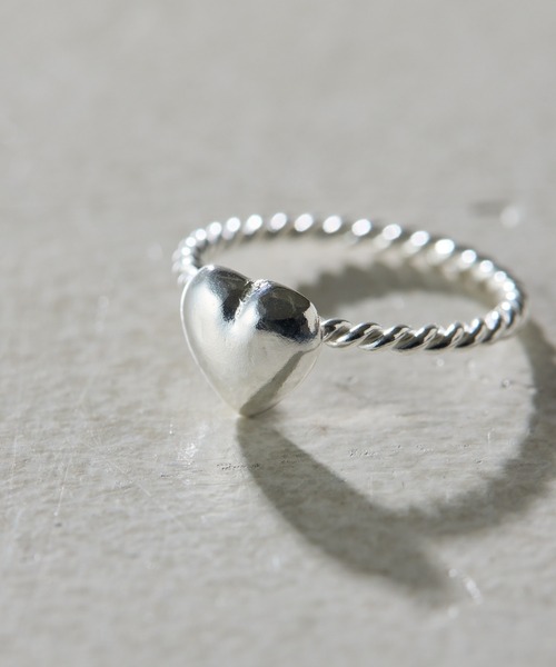 COLLAGE GALLARDAGALANTE（コラージュガリャルダガランテ）の「Sivelle./Silver925ハートヒネリリング（リング・レディース・シルバー・FREE）」の4枚目の写真