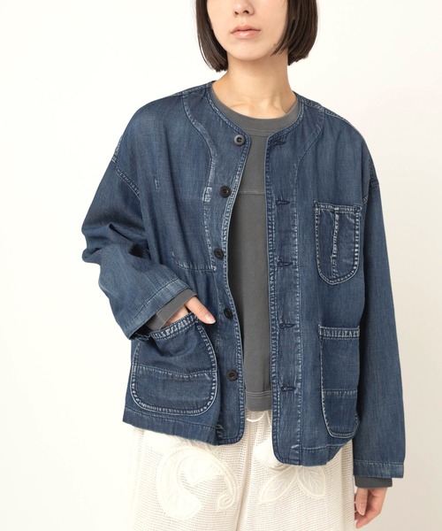 RNA-N(アールエヌエーエヌ)の「B2942 デニムノーカラーライトカバーオール(シャツ/ブラウス・レディース・インディゴブルー/ダークインディゴブルー・FREE)」の2枚目の写真