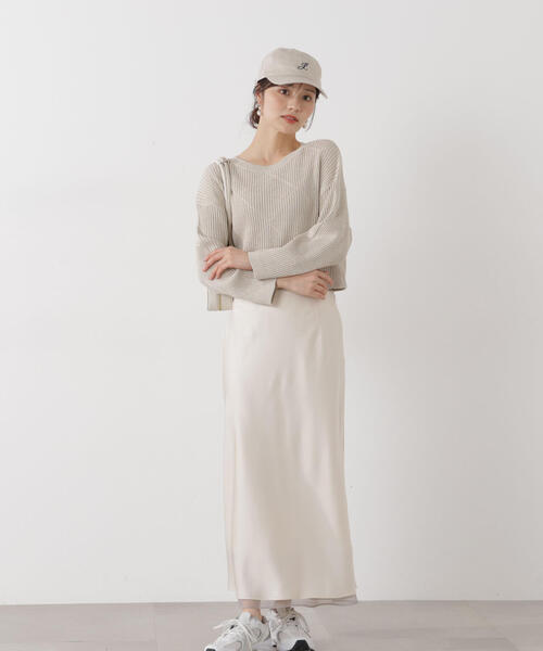 PROPORTION BODY DRESSING（プロポーションボディドレッシング）の「ナローサテンスカート / 1216120104（スカート・レディース・パープル/グレー/オフホワイト・SMALL/MEDIUM）」の2枚目の写真