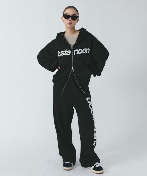 JUST A NOON パーカー JUST A NOON（ジャストアヌーン）の「CROPPED ZIP HOODIE（パーカー