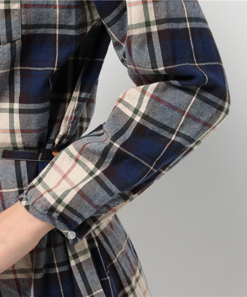 OUTLET（アウトレット）の「【WHO'S WHO gallery】BMウエスタンチェックOP（シャツワンピース・レディース・ベージュ系その他/レッド系その他・FREE）」の6枚目の写真