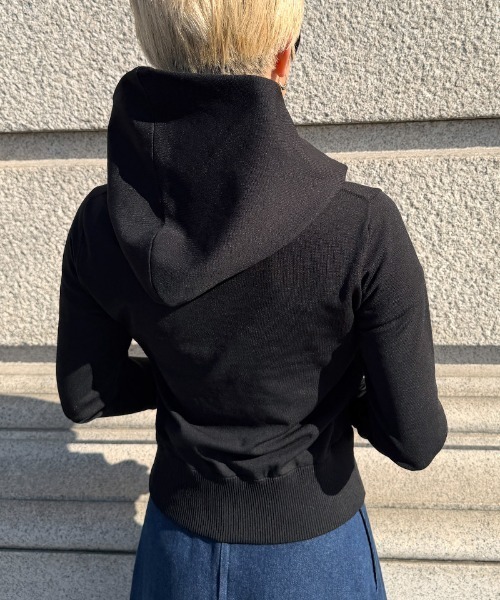 JENNE(ジェンヌ)の「UVカットドライタッチパーカー(ニット/セーター・レディース・ブルー/ブラック/ホワイト・SMALL/MEDIUM/LARGE)」の6枚目の写真
