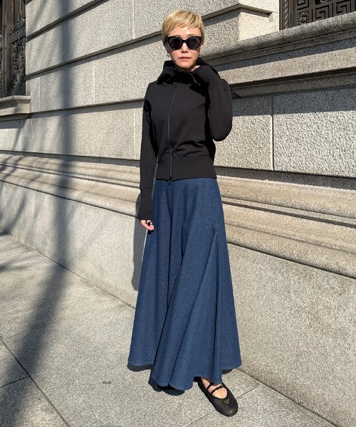 JENNE(ジェンヌ)の「UVカットドライタッチパーカー(ニット/セーター・レディース・ブルー/ブラック/ホワイト・SMALL/MEDIUM/LARGE)」の12枚目の写真