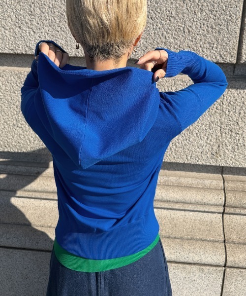 JENNE(ジェンヌ)の「UVカットドライタッチパーカー(ニット/セーター・レディース・ブルー/ブラック/ホワイト・SMALL/MEDIUM/LARGE)」の16枚目の写真