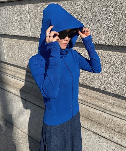 JENNE(ジェンヌ)の「UVカットドライタッチパーカー(ニット/セーター・レディース・ブルー/ブラック/ホワイト・SMALL/MEDIUM/LARGE)」の17枚目の写真