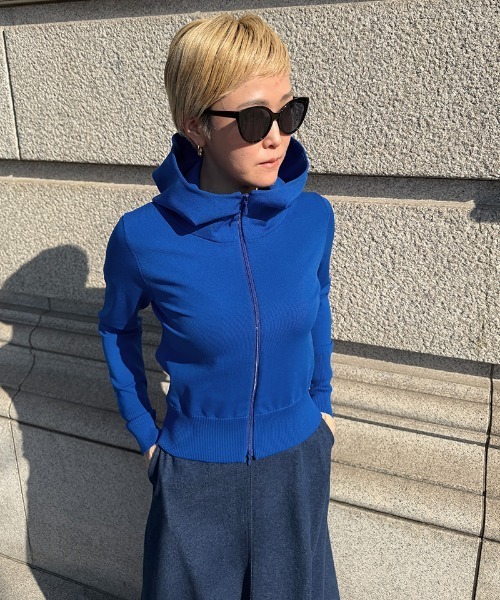 JENNE(ジェンヌ)の「UVカットドライタッチパーカー(ニット/セーター・レディース・ブルー/ブラック/ホワイト・SMALL/MEDIUM/LARGE)」の22枚目の写真