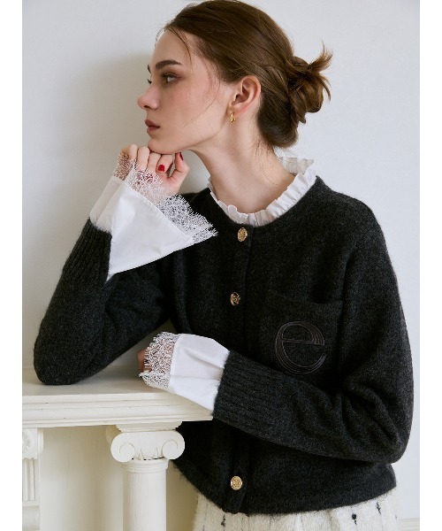 EIMY ISTOIRE（エイミーイストワール）の「Attachedcollrモヘアカーディガン（ノーカラージャケット・レディース・チャコールグレー/ライトピンク・F）」の7枚目の写真