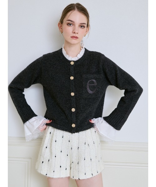 EIMY ISTOIRE（エイミーイストワール）の「Attachedcollrモヘアカーディガン（ノーカラージャケット・レディース・チャコールグレー/ライトピンク・F）」の4枚目の写真