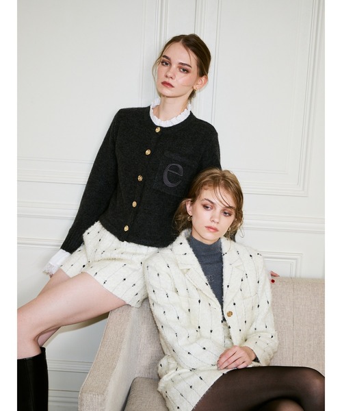 EIMY ISTOIRE（エイミーイストワール）の「Attachedcollrモヘアカーディガン（ノーカラージャケット・レディース・チャコールグレー/ライトピンク・F）」の15枚目の写真