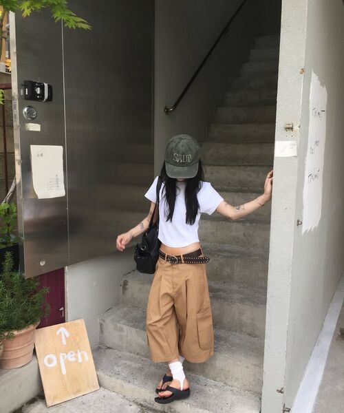 MUDSALT(マッドソルト)の「ツーピンタックワイドバミューダパンツベージュ(その他パンツ・メンズ・その他・1/2/3)」の3枚目の写真