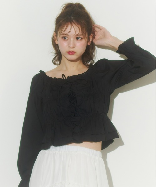 Olu.（オルドット）の「レースアップリボンブラウス（シャツ/ブラウス・レディース・ホワイト/ピンク/ブラック/ブルー・FREE）」の2枚目の写真