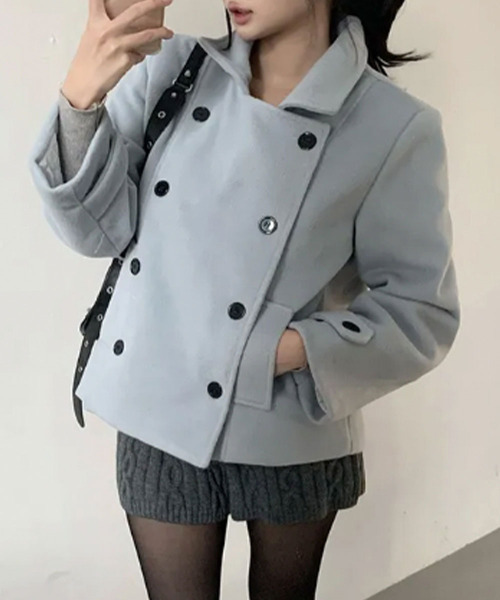 VIVID LADY（ビビッドレディー）の「ショート丈 テーラードコート（ピーコート・レディース・ライトブルー/ライトベージュ/ブラック・FREE）」の17枚目の写真