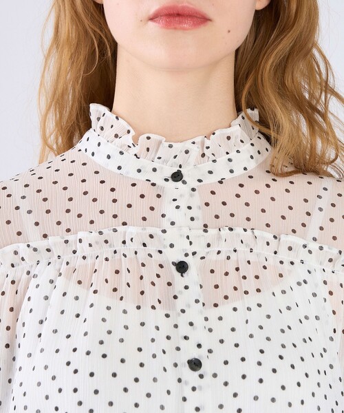 To b. by agnes b.（トゥービーバイアニエスベー）の「ドットプリント ヨウリュウ 長袖 ギャザー ブラウス（シャツ/ブラウス・レディース・ホワイト・FREE）」の8枚目の写真