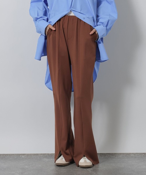 LAKOLE（ラコレ）の「カットフレアパンツ / 643730（その他パンツ・レディース・ブラウン/ブラック/アイボリー/グレー・LARGE/MEDIUM）」の4枚目の写真