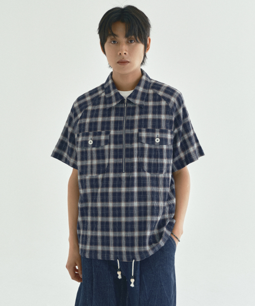 ECORR(エコル)の「チェック半袖ハーフジップシャツ_ネイビー(シャツ/ブラウス・メンズ・その他・M/L/3)」の4枚目の写真