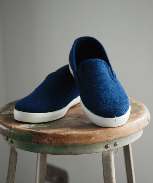 green label relaxing（グリーンレーベルリラクシング）の「【WEB限定】[フランチェスコ] BC★★FRANCESCO PILE スリッポン（スリッポン・メンズ・ホワイト/ブラック/ネイビー・43/42/41/40）」の3枚目の写真