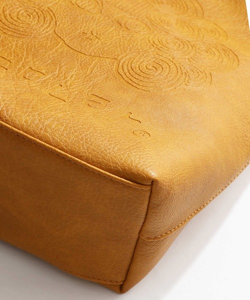 ScoLar（スカラー）の「661430：スカラーちゃん型押し合皮ショルダーバッグ（ショルダーバッグ・レディース・キャメル/ブラウン/アイボリー/ブラック・FREE）」の12枚目の写真